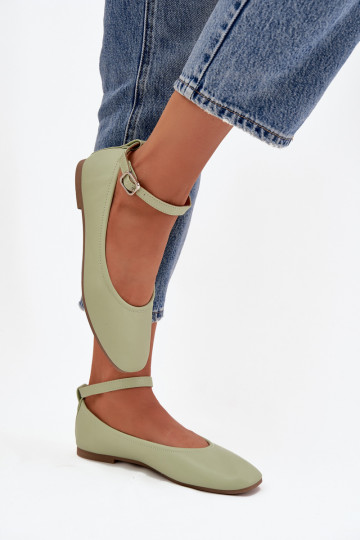 Ballerines Féminin avec des sangles I avec boucles couleur verte Janelor