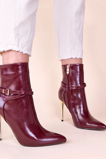 Bottines cerises sur talon... 2