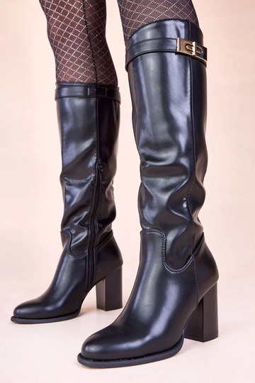 Bottes noires à tige haute sur talon bloc avec ornement doré Tessa