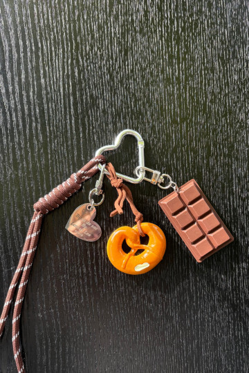 Breloczek Do Torebki Kluczy Czekolada Precel Harten Jorine 2