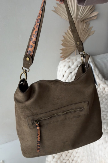 Handtasvan eco-suèdeu Donkerzielona Deliane