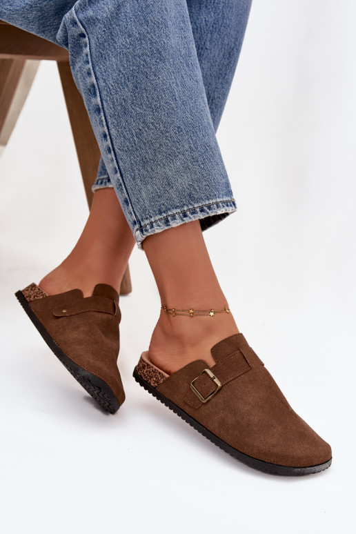 Chaussons Sabots Féminin i avec une plateforme avec boucles marron Selio