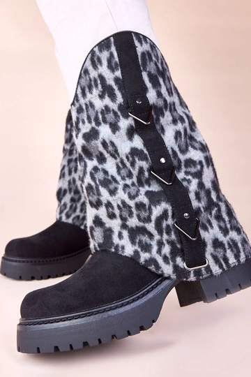 Schwarze Stiefeletten mit Tigerstreifen-Aufsatz Kaylia 2