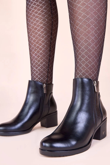 Schwarze Stiefeletten mit dekorativem Schaft Keiria