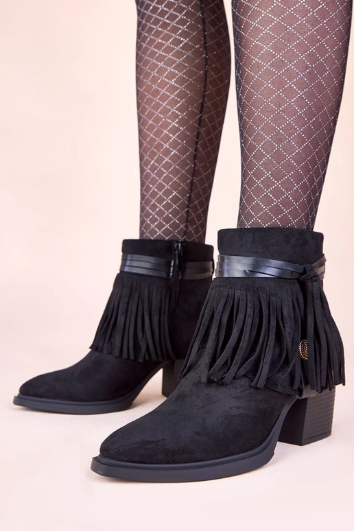 Schwarze Stiefeletten mit Quasten Mulan