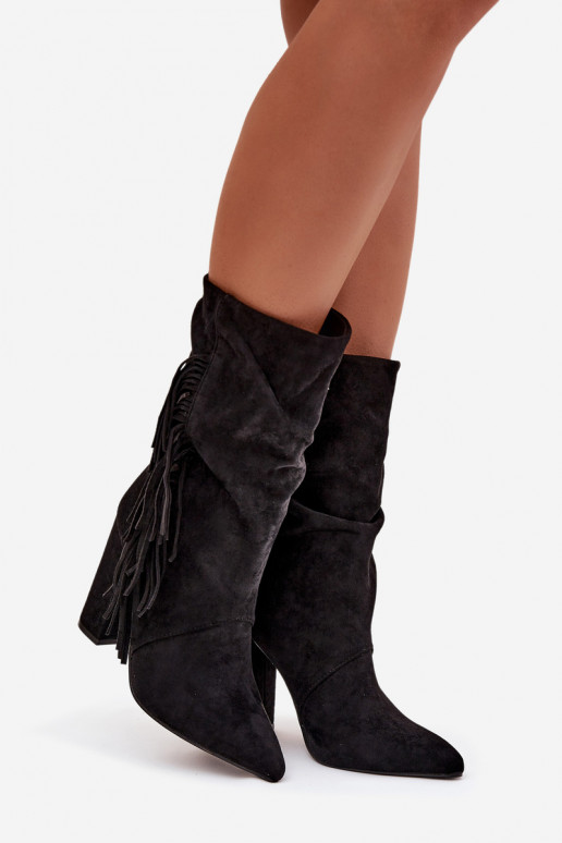 Bottes pour femmes avec des franges I Il fautrszczeniem réchauffer couleur noire Darlina