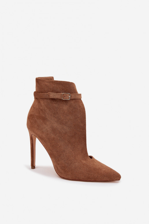 Bottes pour femmes avec des talons finsen daim écologiqueu beige Amalundi