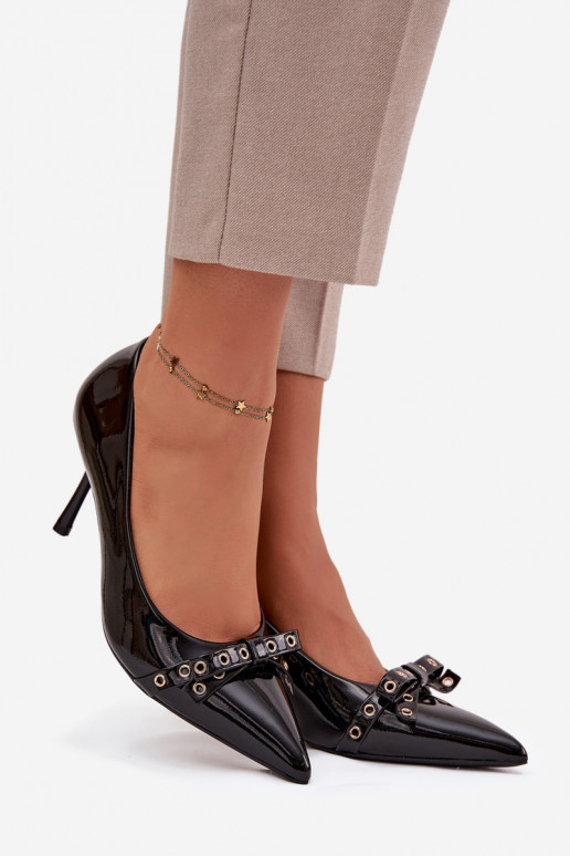avec effet vernis chaussures à talons hauts avec des rubans couleur noire Janisse