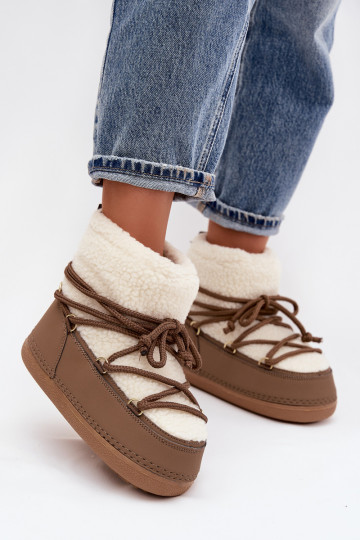 Bottes de neige Féminin avec un manteau de fourrure Typu Baranek avec des sangles beige Belira 2