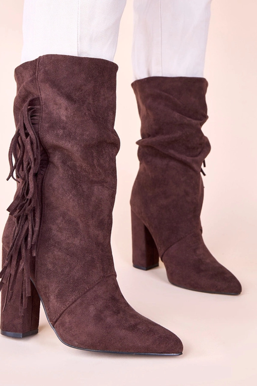 Bottines marron à talon carré avec...