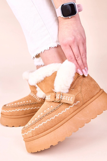 Bruine sneeuwlaarzen met decoratieve geborduurde applicatie Ciana 2