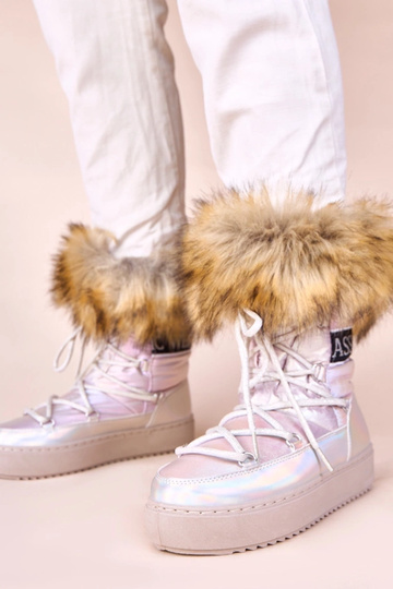 Bottes de neige argentées... 2