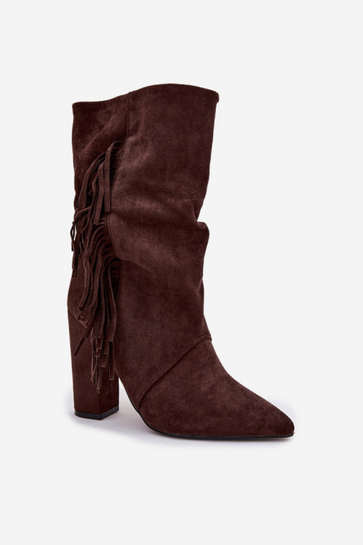 Bottines féminines avec franges isolées couleur chocolat Darlina