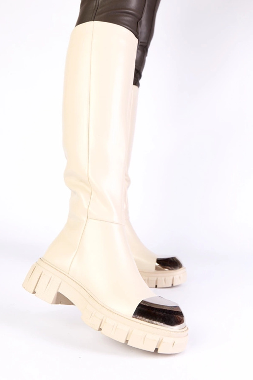 Sandfarbene Overknee-Stiefel mit...