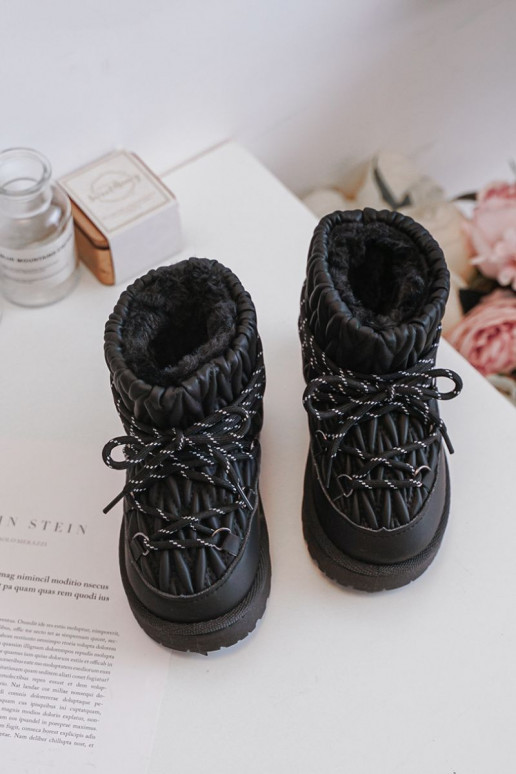 Kinderschneestiefel, wärmeisoliert mit Fell innen in schwarzer Farbe