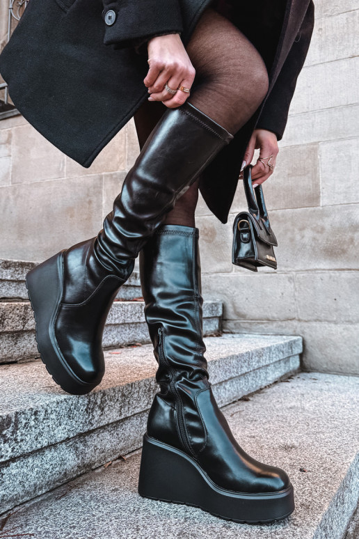 Bottes hautes pour femmes à plateforme noires "Terisse"