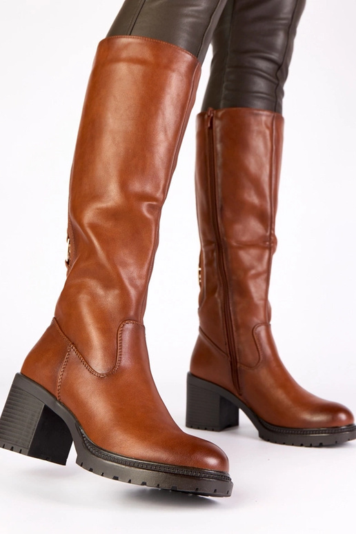 Bottes longues brunes de style...