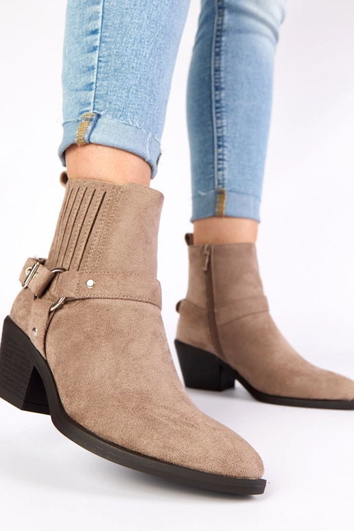 Graue Stiefeletten auf Absatz mit...