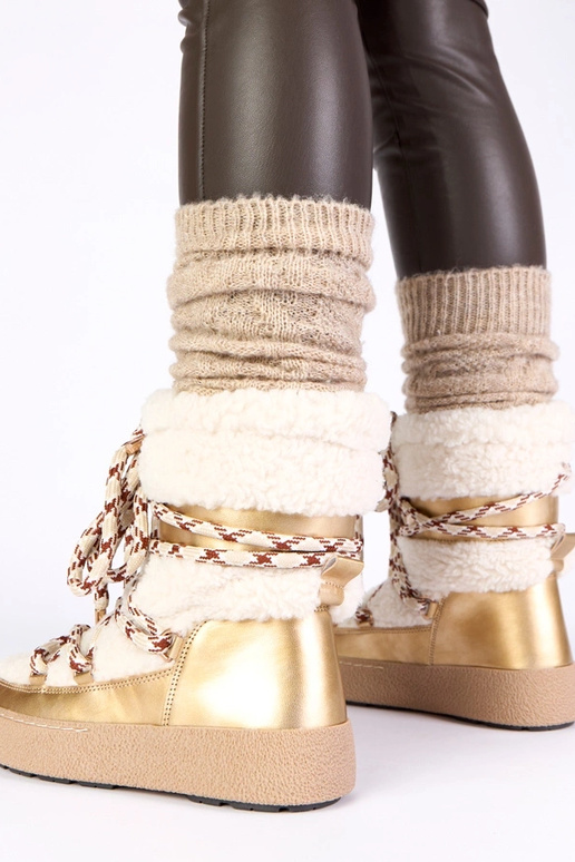 Goldene warme Schnürschneestiefel mit...
