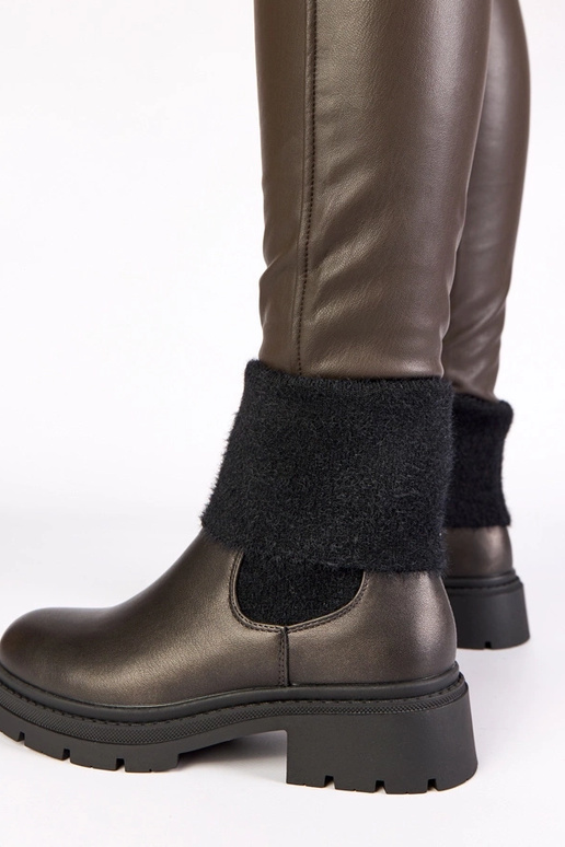 Bottines grises avec élastique et...