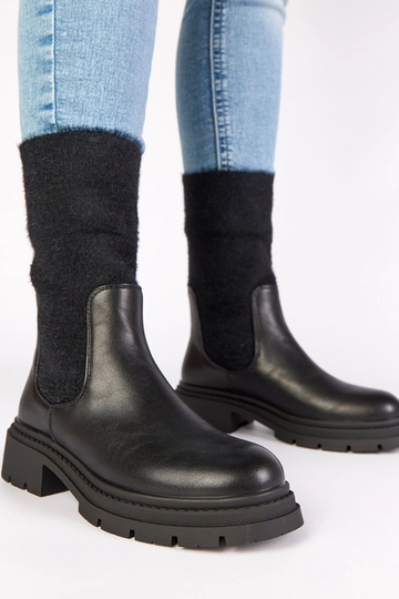 Bottines noires avec élastique et tige décorée Evelyn