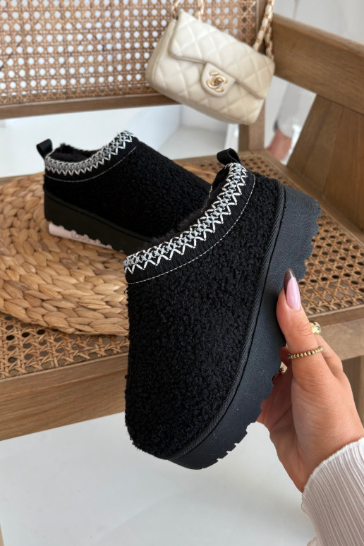 Bottes d'hiver pour enfants avec fourrure type Baranek de couleur noire Selathiel