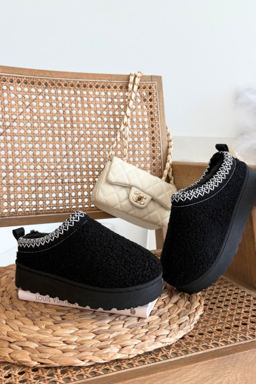 Bottes d'hiver pour enfants avec fourrure type Baranek de couleur noire Selathiel