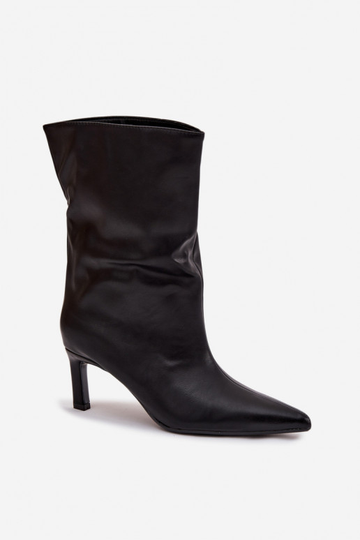 Un modèle convaincant Bottes pour femmes avec des talons fins en cuir écologique couleur noire Norell