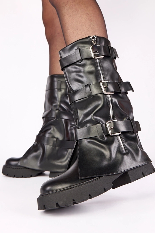 Schwarze Stiefel mit Plateau und...