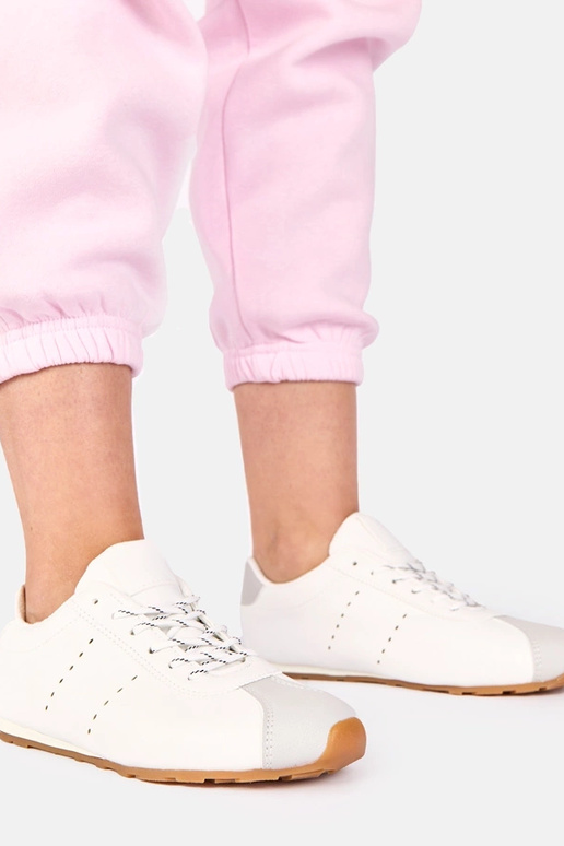 Witte sneakers met grijze accenten Birna