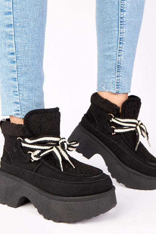 Bottes à neige noires avec fourrure à...