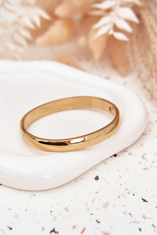 Ein Armband aus Edelstahl goldene Farbe