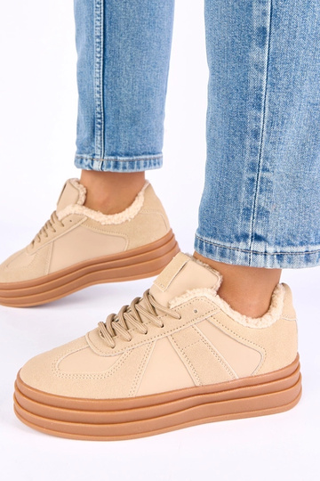 Baskets couleur sable... 2