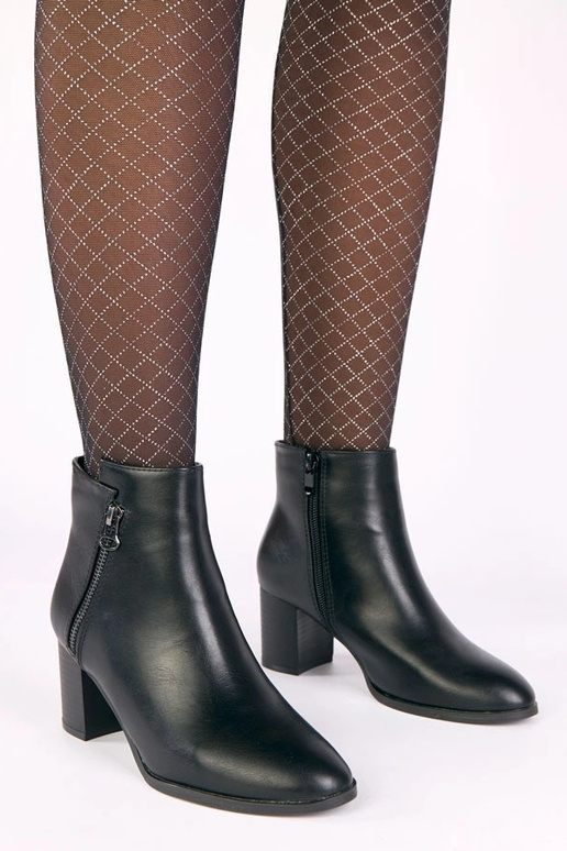 Bottes classiques noires à talon avec...