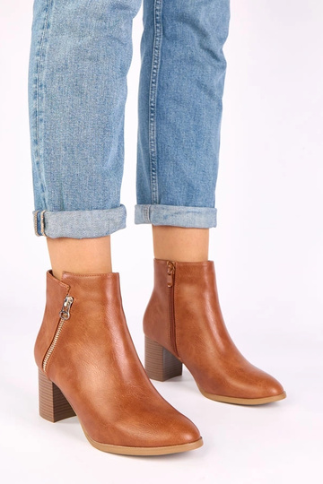 Bruine klassieke hakken met...