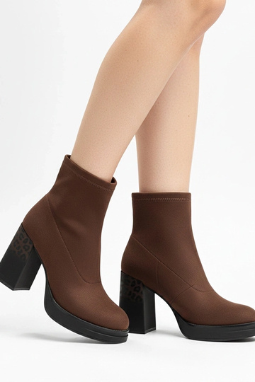 Braune Stiefel mit Absatz im Leopardenmuster Delora 2