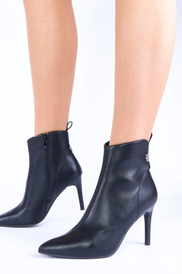 Bottines noires à talon fin avec des zircons Zula 2