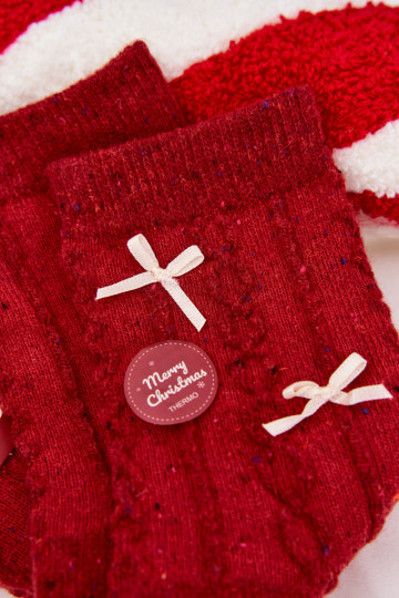 Vrouwelijke kerst sokken met strikjes, wol, rood