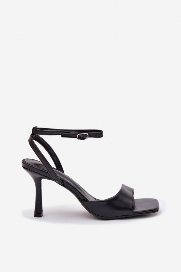 Sandales pour femmes avec des talons fins Eko Peau couleur noire Brisora 2
