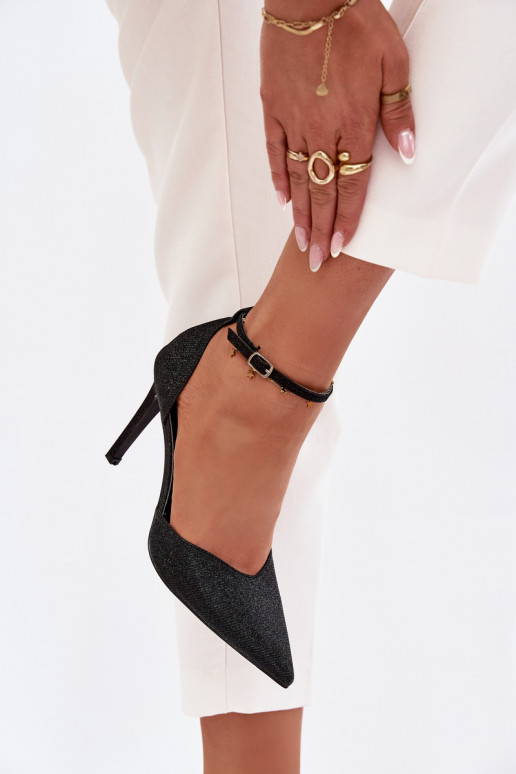 Chaussures brillantes à talons hauts avec des sangles couleur noire Joranne