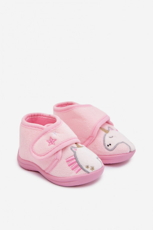 Chaussons Puéril avec attaches adhésives couleur rose Jeselle