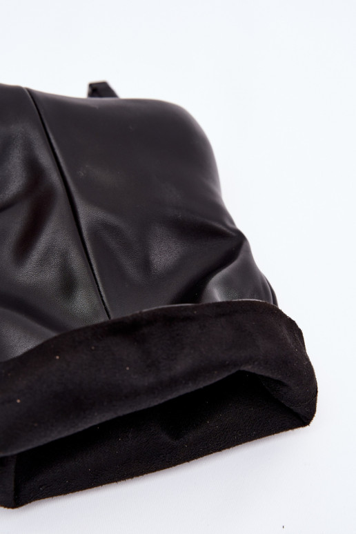 Zwarte vrouwelijke instappers met lage hakken en een losse schacht Jessalia