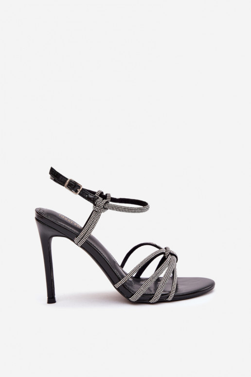 Sandales pour femmes avec des talons fins avec des bandes Et des zircons couleur noire Tanelle