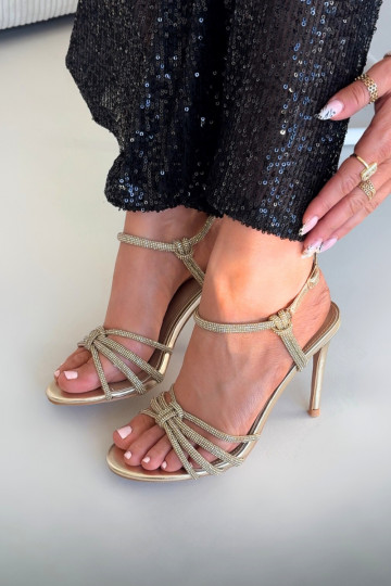 Sandales dorées pour femmes avec talons fins, lanières et zircon Tanelle 2