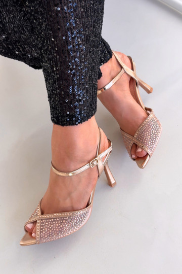Sandales pour femmes avec des talons fins Avec décoration Szampańskie Peloria
