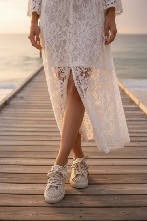 Décoré Chaussures modèle baskets Féminin beige Calissea