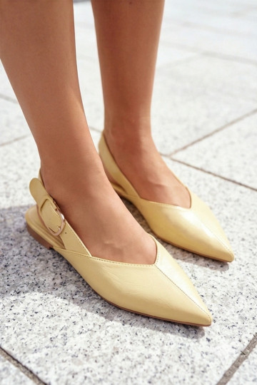 Gelakte ballerinas met gespen geel Rinalle