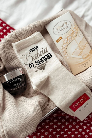 Socken Feminin mit einer Notiz Taka Babcia To Skarb elfenbeinfarbe