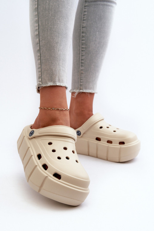 Leichte Hausschuhe Damenhausschuhe mit einer Plattform Beige Itubia