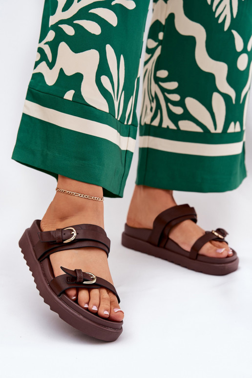 Damespantoffels met platform Ze gouden kleurmi met gespenmi bruine kleur INernone